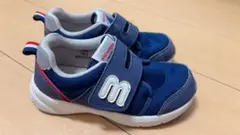 Item thumbnail for item aa82455b-d9fd-40a7-93ab-0ec83a1d4603
