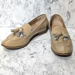 美品✨️ペリーコ エナメル タッセル ローファー ベージュ パテント レザー