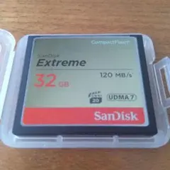 SanDisk Extreme CF 32GB 送料込み ポスト投函