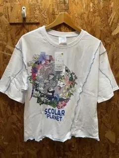 スカラー　152706：スカラープラネット柄 メロウステッチ切替Tシャツ