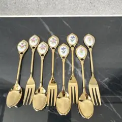 Item thumbnail for item 33973443-b181-40dd-b3b8-880ed6901dfc