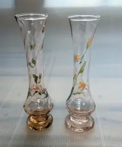 北一硝子 花模様1輪挿し2客 ピンク