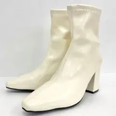レディース　バックジップブーツ　ヒール　ホワイト　裏起毛　23cm