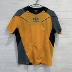 umbro メッシュオレンジシャツ