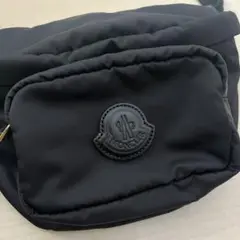 MONCLER ブラック ボディバッグ FELICIE
