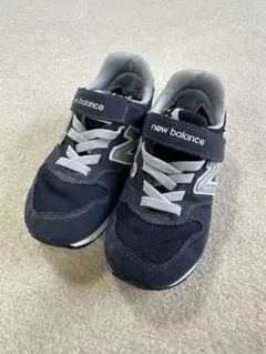 new balance キッズスニーカー 18cm ネイビー◡̈⃝