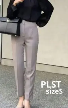 プラステ トリアステート ハイウエスト テーパードパンツ