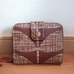 【新品未使用】orla kiely ハートモチーフ 二つ折り財布 新品未使用】orla kiely ハートモチーフ 二つ折り財布
