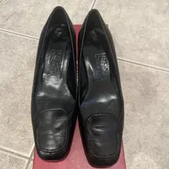 Salvatore Ferragamo 黒 ローファー