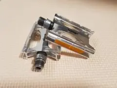 ペダル