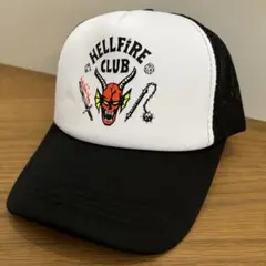 新品 ストレンジャーシングス ヘルファイアクラブ メッシュ キャップ 帽子 黒