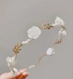バラ　カチューシャ　薔薇　白薔薇　ローズ　ゴールド　髪飾り　洋風　お嬢様