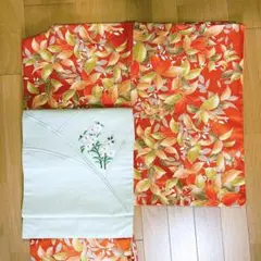 【新品】着物 小紋 袷 朱色 花柄