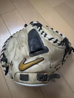 Nike キャッチャーグローブ ベージュ