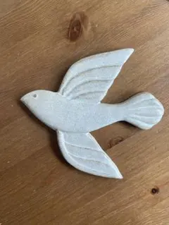 北欧風　鳥モチーフ　壁掛け　オーナメント　陶器製