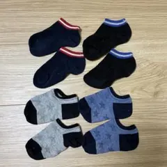UNIQLO キッズ靴下 16-20cm