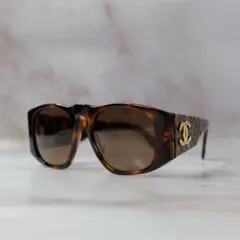 Item thumbnail for item 3c5453dd-bff7-4dc5-8d72-405ebfda74d3