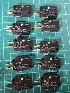 Omron オムロン 小形基本スイッチ V-10-1A4 10個 0.98N