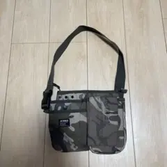 AVIREX 迷彩柄　ウエストポーチ