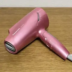 Item thumbnail for item 28df692d-7d40-497d-9f8f-76418d3f7f98