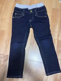 Item thumbnail for item a49155f2-85a1-470e-a737-1b761eef8f64