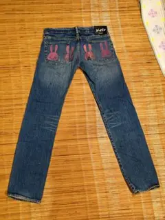 CUNEのジーンズ