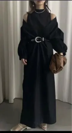 MEDI OFF SHOULDER PUFF SLEEVE DRESS
