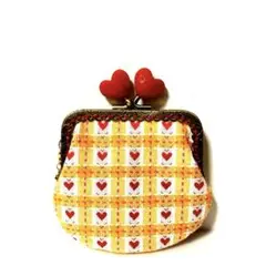 オレンジチェック/赤い小さなハート刺繍のがま口(レッドハート玉/チャーム付)