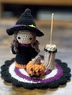 【ハンドメイド】ハロウィン　魔女＆かぼちゃ＆ほうき　あみぐるみ
