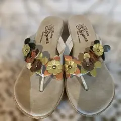 ❤️ISLAND Slipper レザー花付き　サンダル❤️