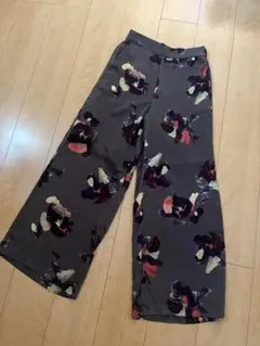 新品　未使用　ヤマダヤ Aga 花柄ワイドパンツ バイカラー