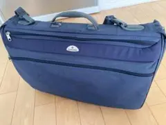 【1回だけ使用・美品】サムソナイト(Samsonite)ガーメントケース