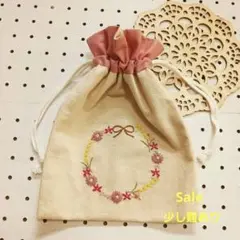 ハンドメイド刺繍巾着A