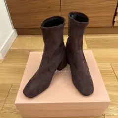 Item thumbnail for item 5c549737-4e6b-40e4-b108-d2e9f86ccae7