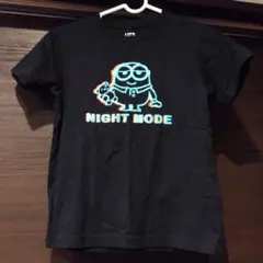 【used】ユニクロ　UT ナイトモード Tシャツ 黒　130