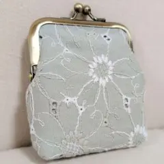 1 花柄レース がま口ポーチ