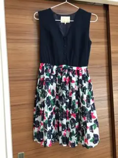 値下げしました！Chesty 花柄ワンピース