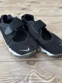 Nike エアリフト　23cm