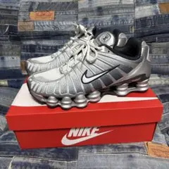 Item thumbnail for item b083db6e-78a9-40f5-8276-58cff95d8a77