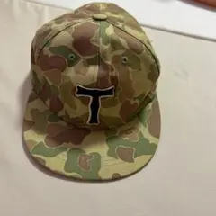 迷彩柄 Tロゴ キャップ