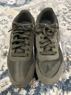 Reebok リーボック スニーカー ロイヤルウルトラ