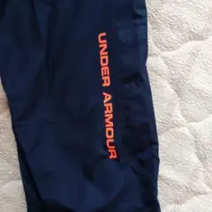 UNDER ARMOUR ネイビー ピステ