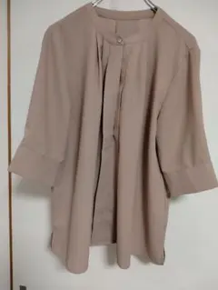 ヴィスのくすみピンクのブラウス