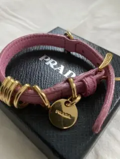 PRADA バングル