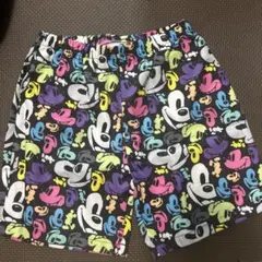 新品ミッキーマウス カラフルショートパンツ&Tシャツセット140センチ　セール中