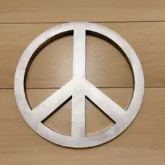 ピースマーク　木製オブジェ　シルバー