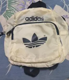 adidas アイボリー ミニリュック