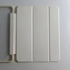 iPadケース　ホワイト　オートスリープ　第10世代 11世代値下げ交渉可能です