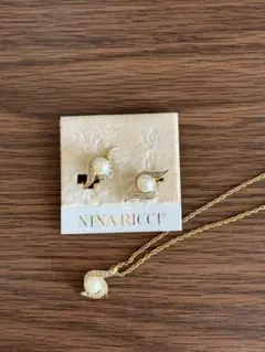 NINA RICCI ネックレスとピアスセット