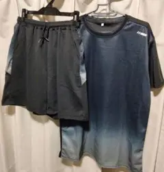 スポーツウェアセット（Tシャツ・ショートパンツ）
